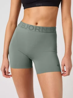 Ace Stretch Shorts