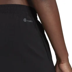 AEROREADY Made for Training Minimal 2in1 Short