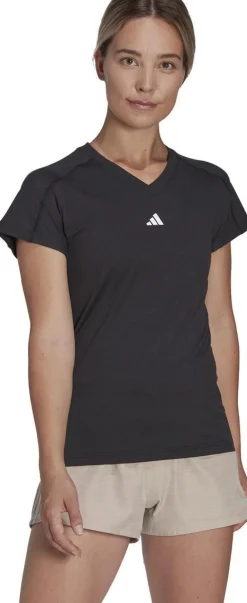 AEROREADY Train Essentials Minimal Branding V-hals T-shirt