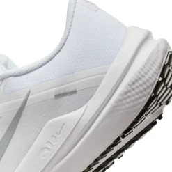 Air Winflo 10 Road hardloopschoenen