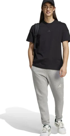 ALL SZN T-shirt