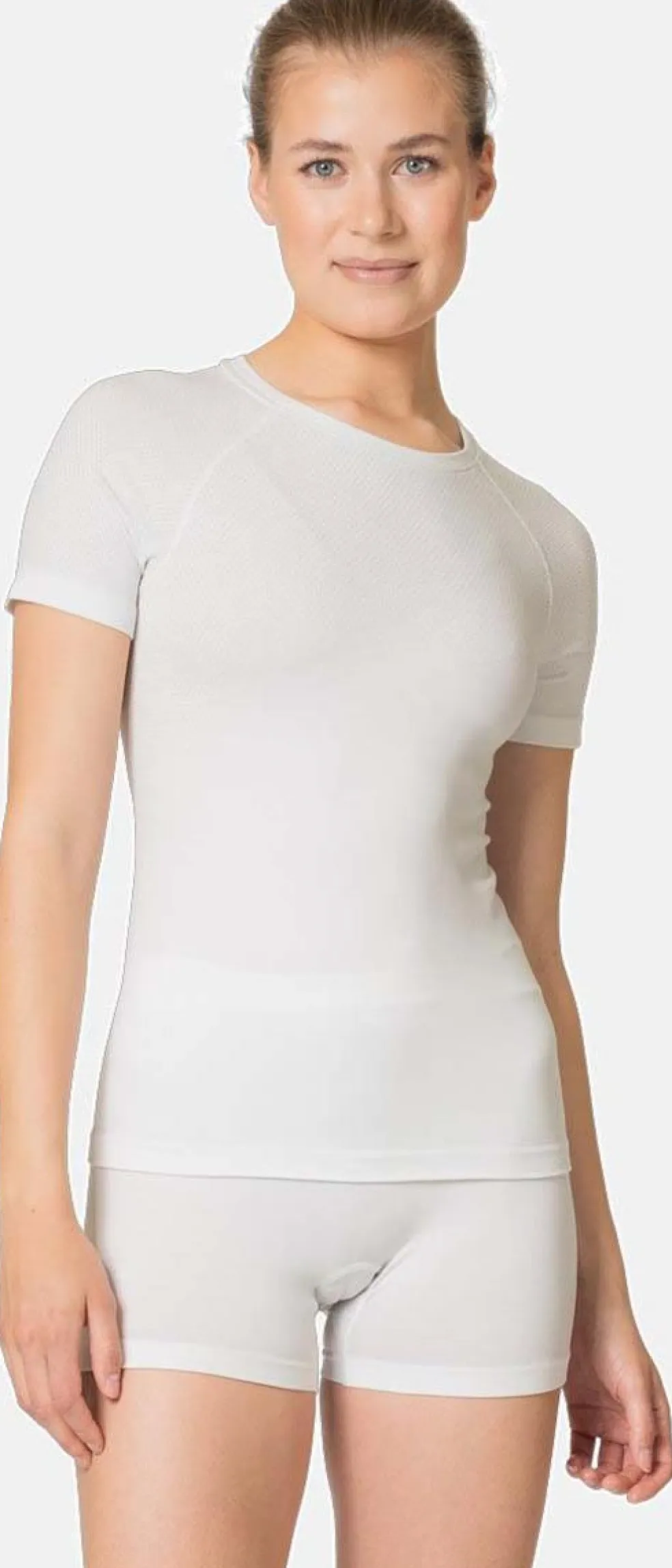 Bl Top Crew Neck S/s Performance Light E