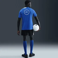 Chelsea FC Strike Third