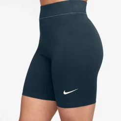 Classic High-Waisted 8