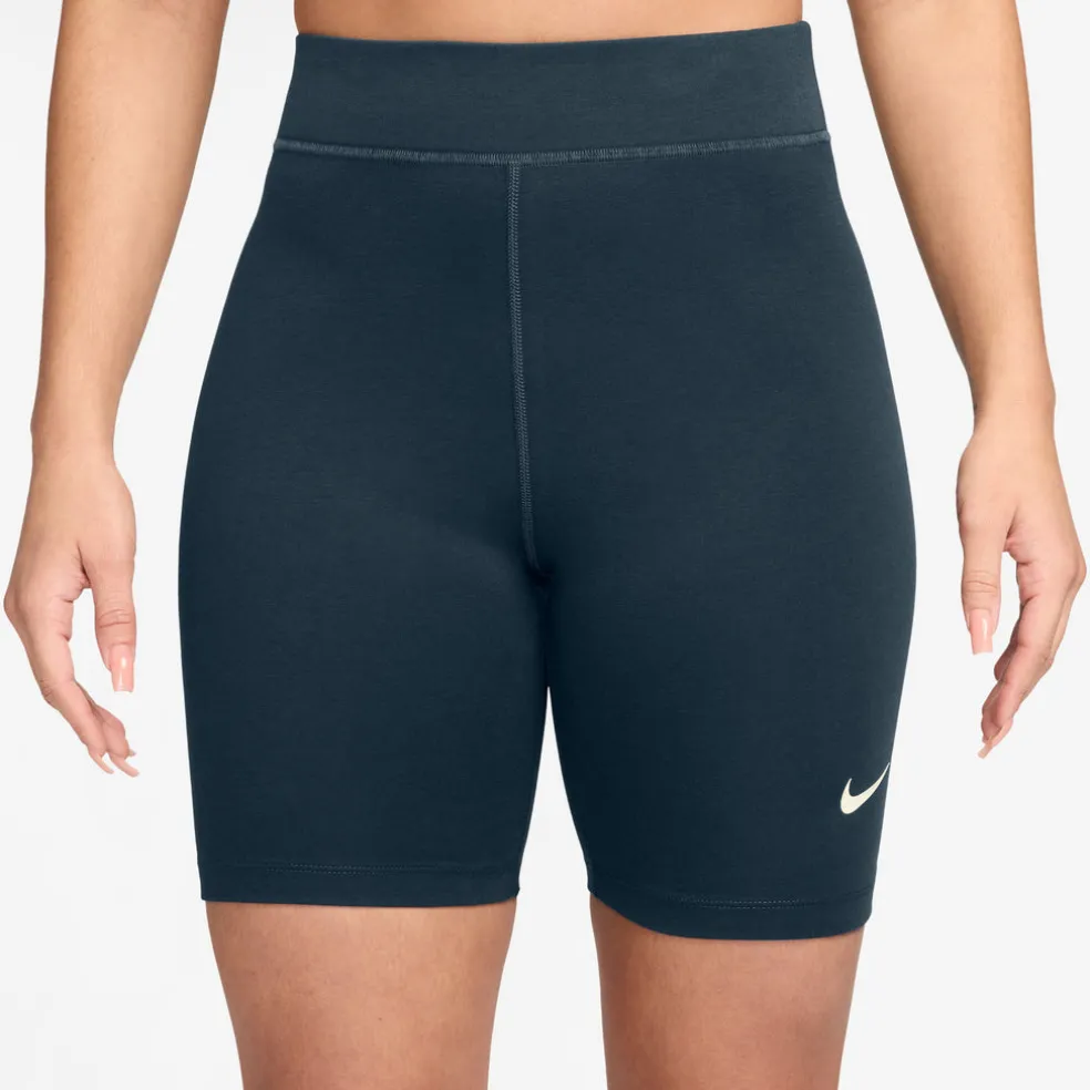 Classic High-Waisted 8" bikershort