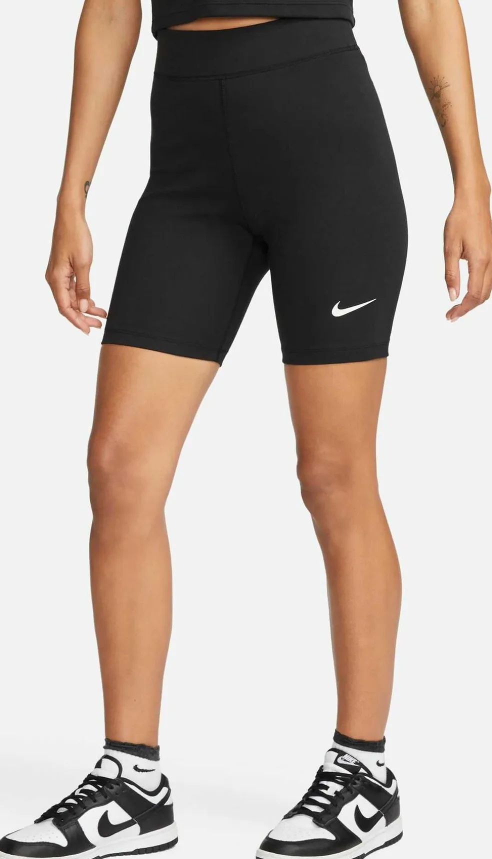 Classic High-Waisted 8" bikershort