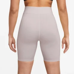 Classic High-Waisted 8
