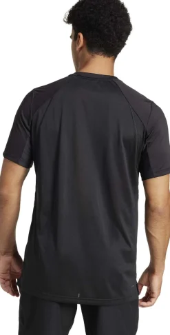 Club Tee