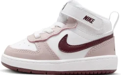Court Borough Mid 2 sneakers