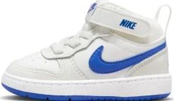 Court Borough Mid 2 sneakers
