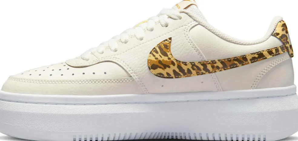 Court Vision Alta sneakers