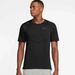Dri-FIT Rise 365 t-shirt
