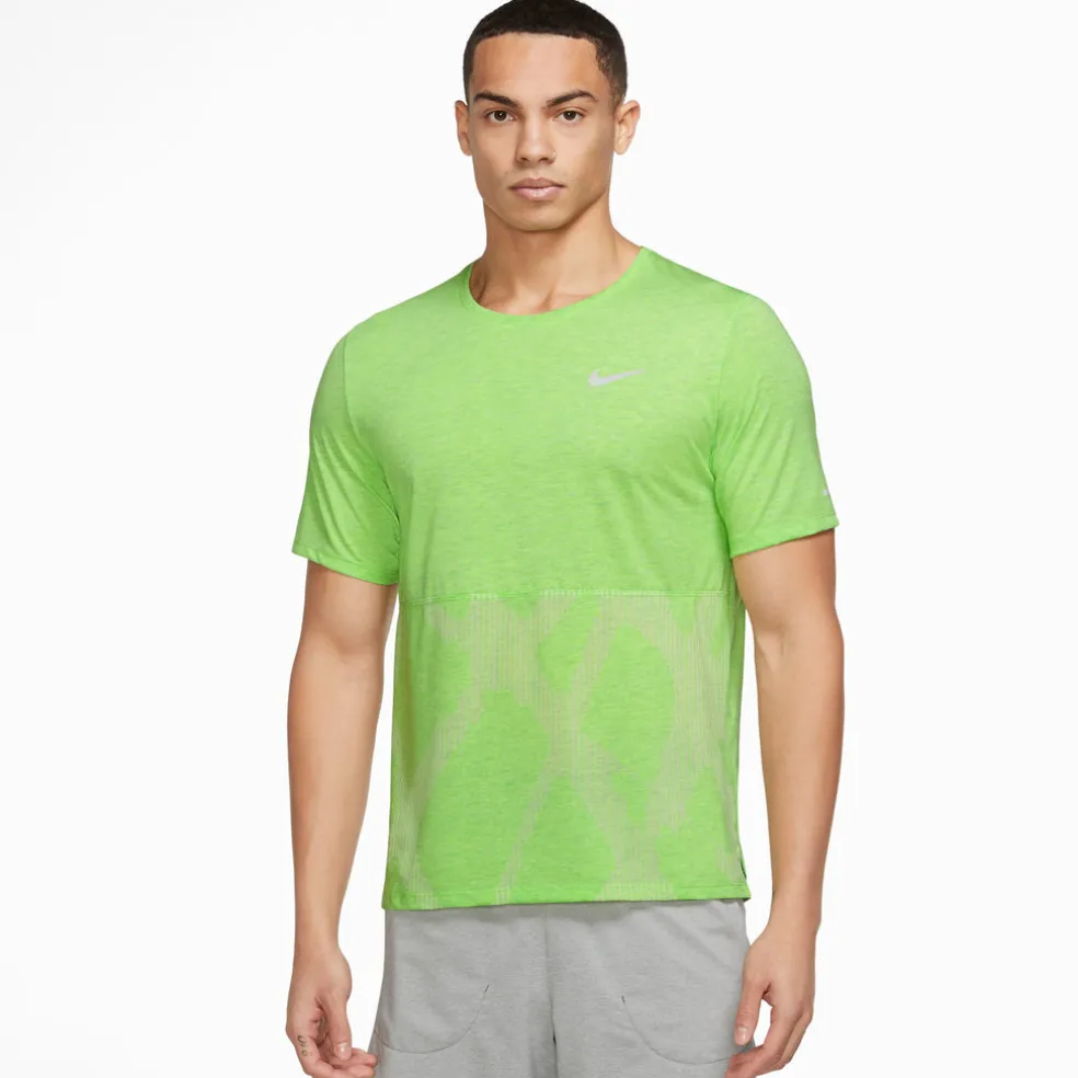 Dri-FIT Run Division shirt