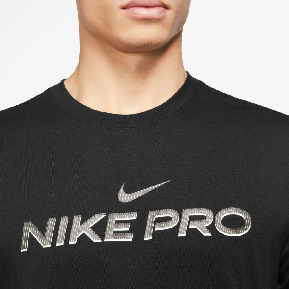Dri-FIT shortsleeve shirt