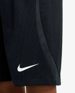 Dri-FIT Strike kids short
