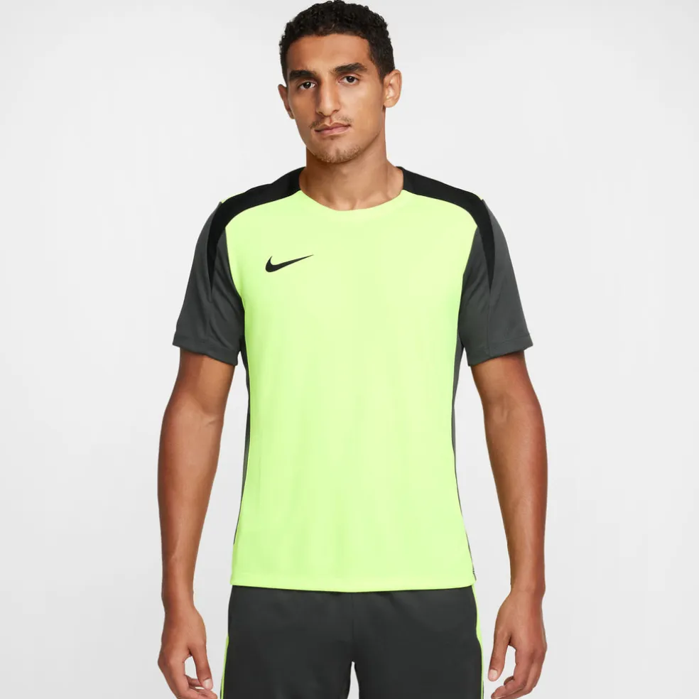 Dri-FIT Strike shirt