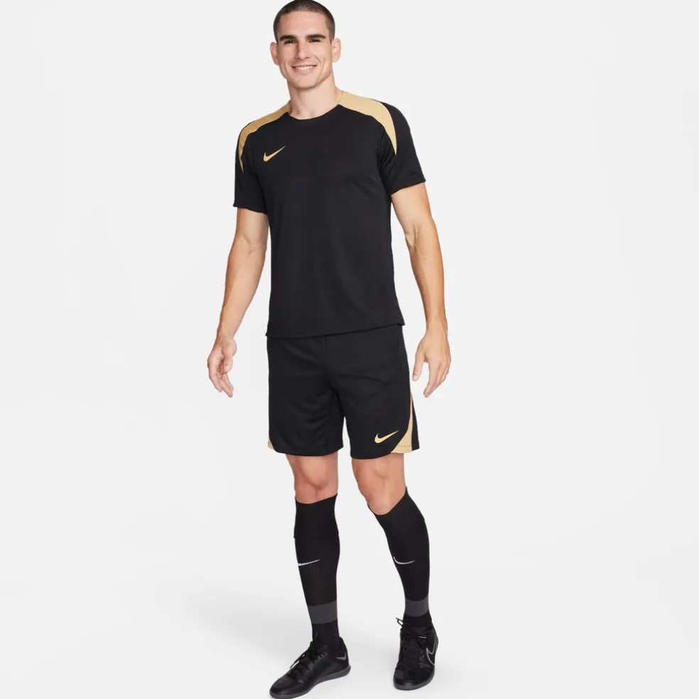 Dri-FIT Strike shirt