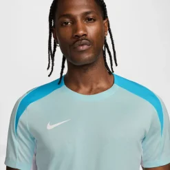 Dri-FIT Strike shirt