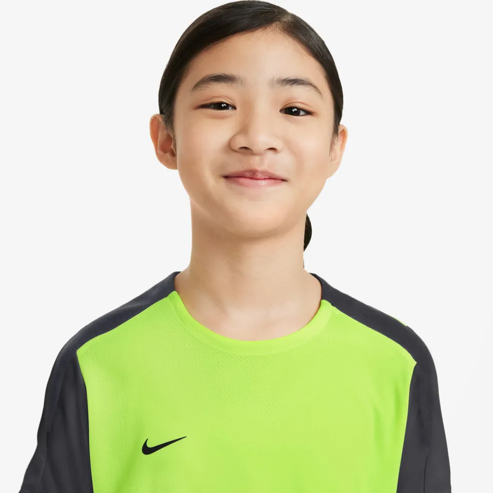 Dri-FIT Strike shirt