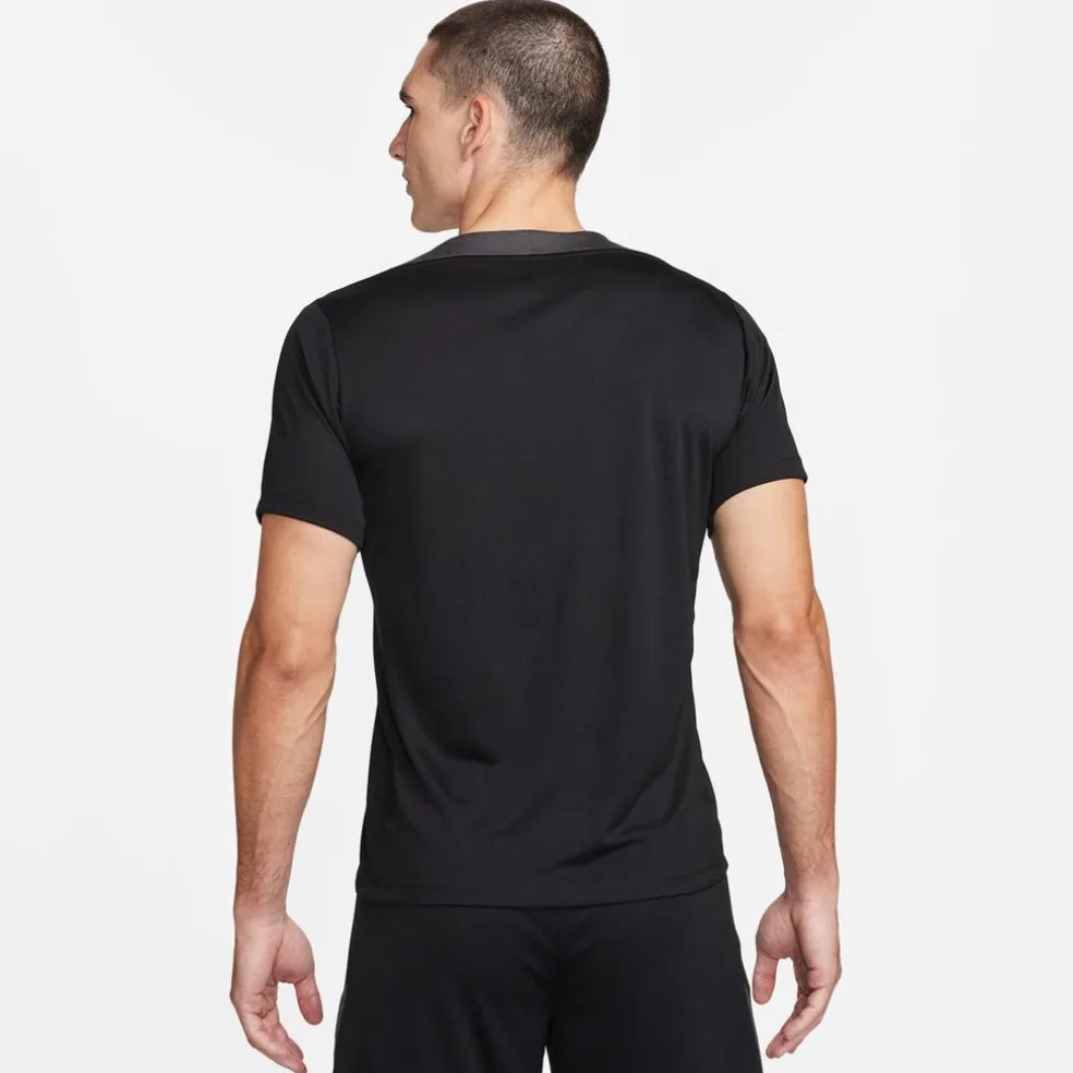 Dri-FIT Strike shirt
