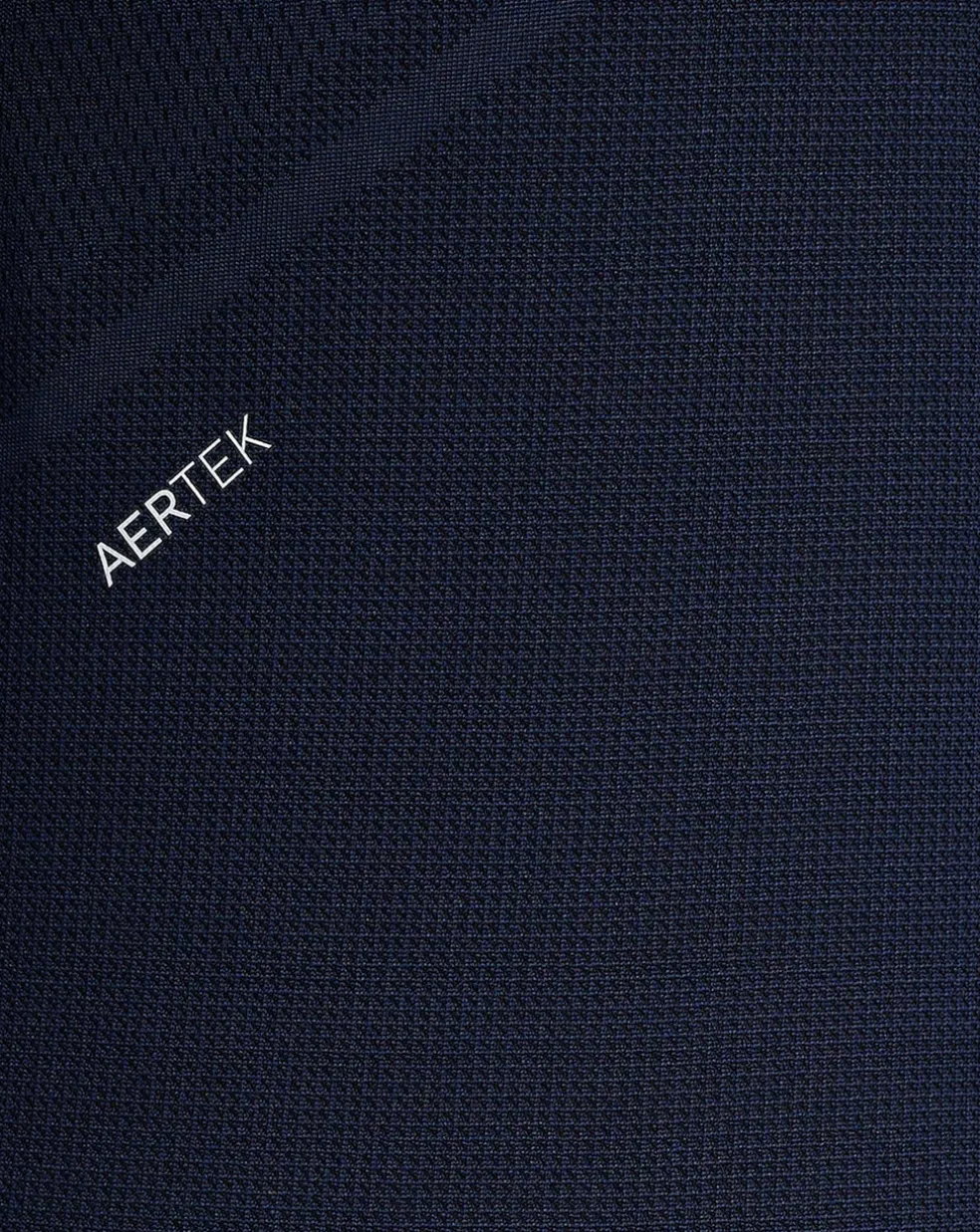 Engineered Knit 1/4 Zip top