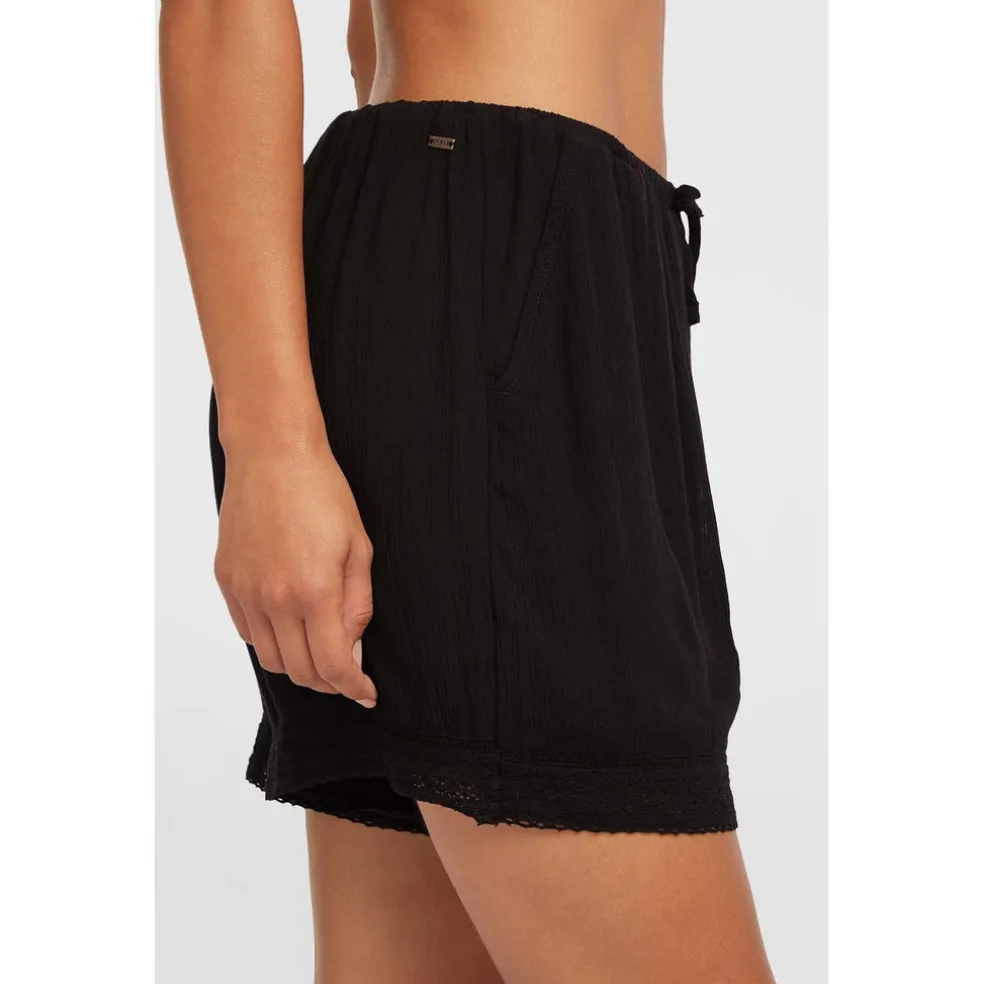Essentials Tokeena Shorts