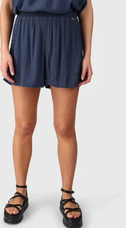 Essia Women Shorts