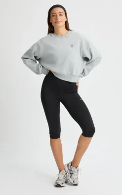 flattering high waist capri legging