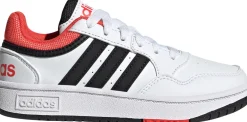 Hoops sneakers