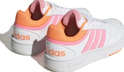Hoops sneakers