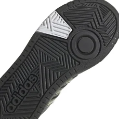 Hoops sneakers