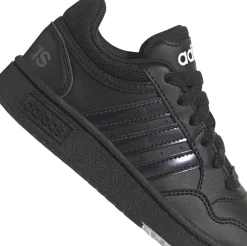 Hoops sneakers