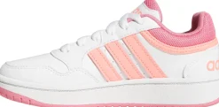 Hoops sneakers
