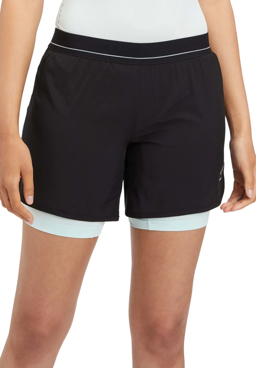 Isolda short
