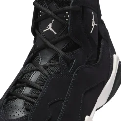 Jordan True Flight sneakers
