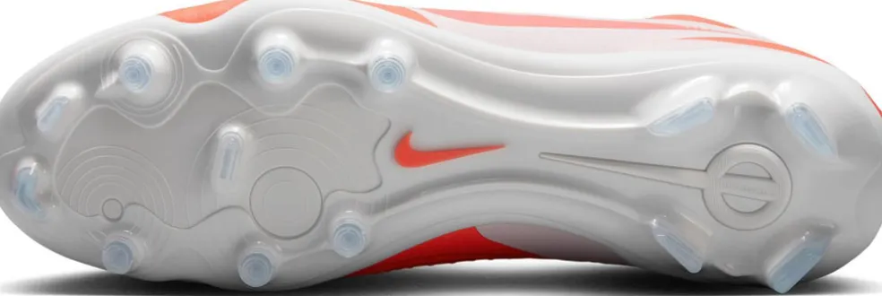 LEGEND 10 PRO FG Nockenfußballschuh
