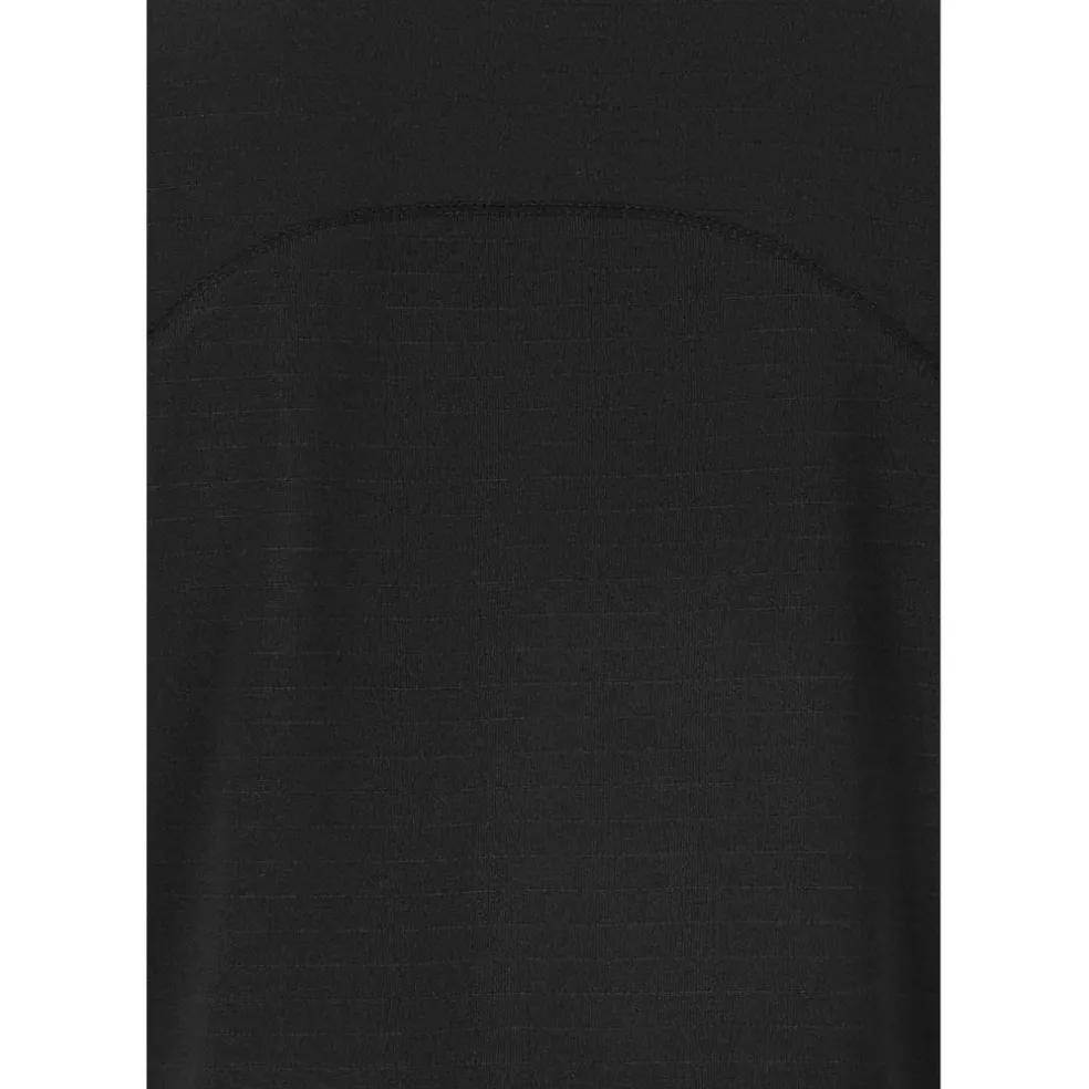Mia T-shirt
