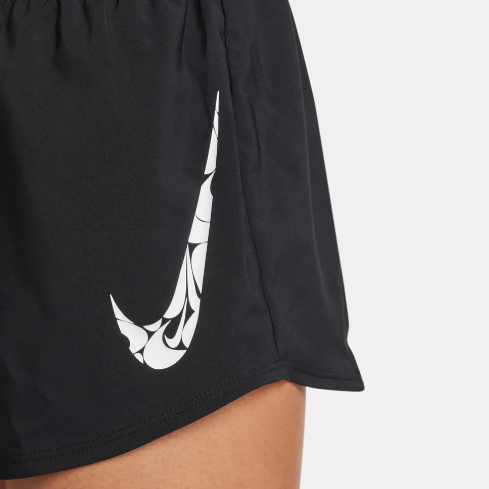 Nike One Swoosh short