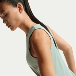 One Classic Dri-FIT tanktop