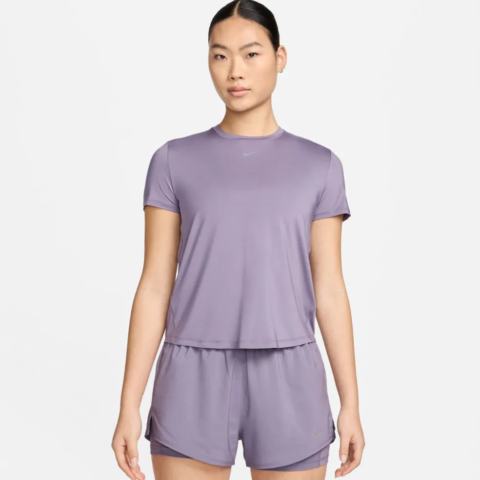 One Classic shortsleeve shirt