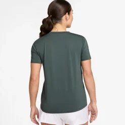 One Classic shortsleeve shirt