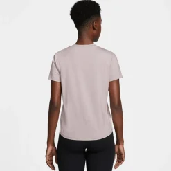 One Classic shortsleeve shirt