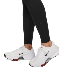 One Dri-FIT legging