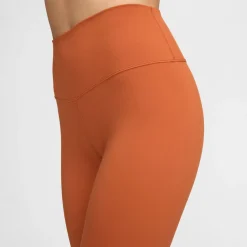 One Dri-FIT legging