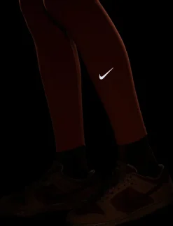 One Dri-FIT legging