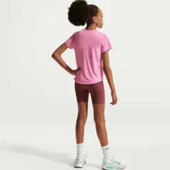 One Fitted Big Kids' Dri-FIT top