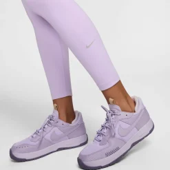One legging