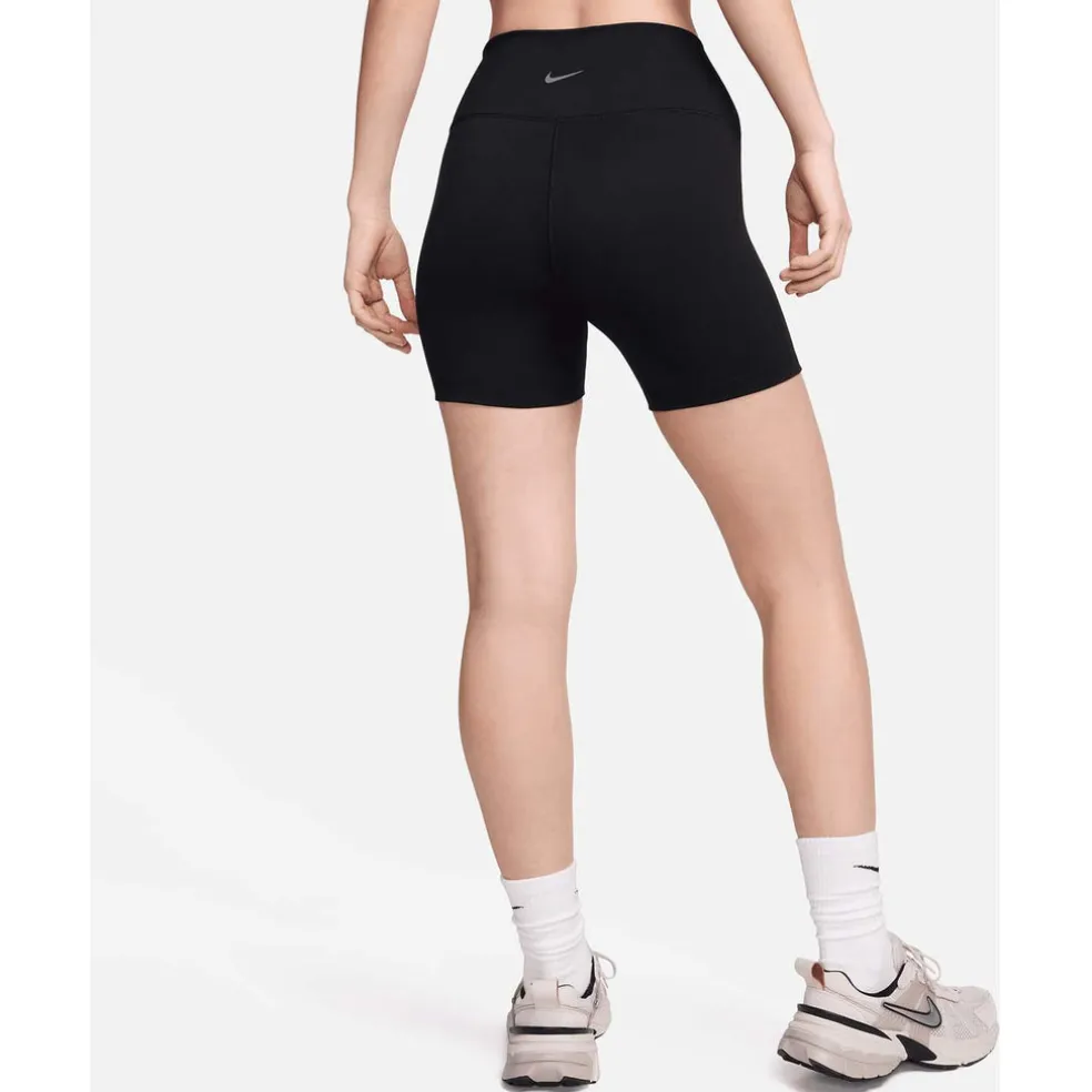 one women's dri-fit high-waist