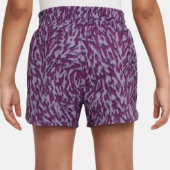 One Woven short