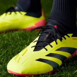 Predator 24 Elite Low FG voetbalschoenen